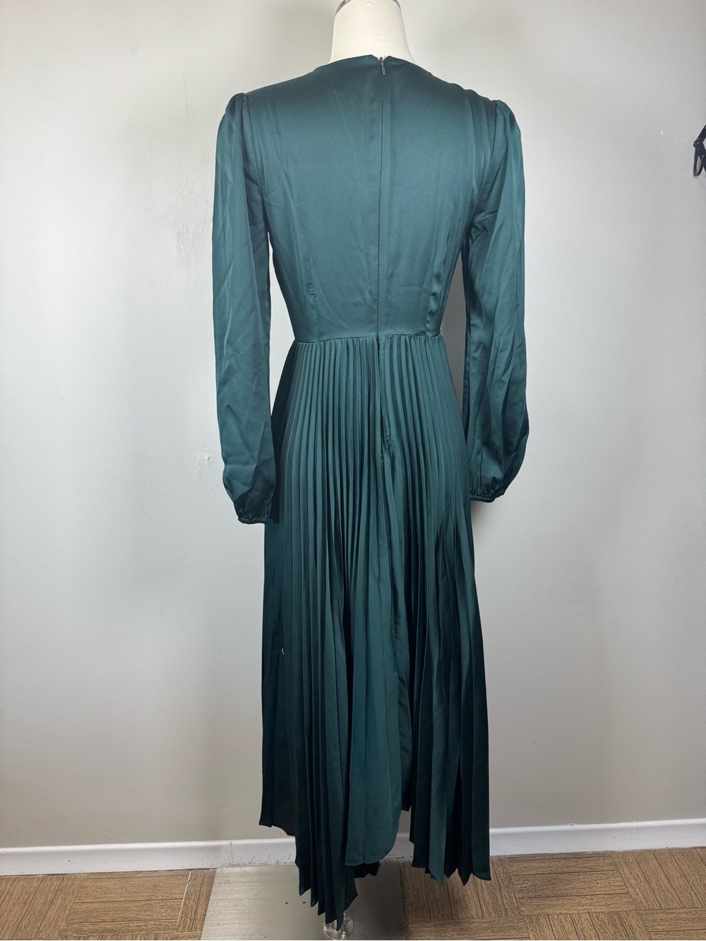 EverNew Marilyn Elegant Long Sleeve Wrap Midi Dress size 2 - Picture 2 of 11